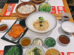 -馋三尺蟹粉小笼(人民广场店)