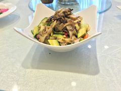 -赶海部落海鲜城(海阳路店)