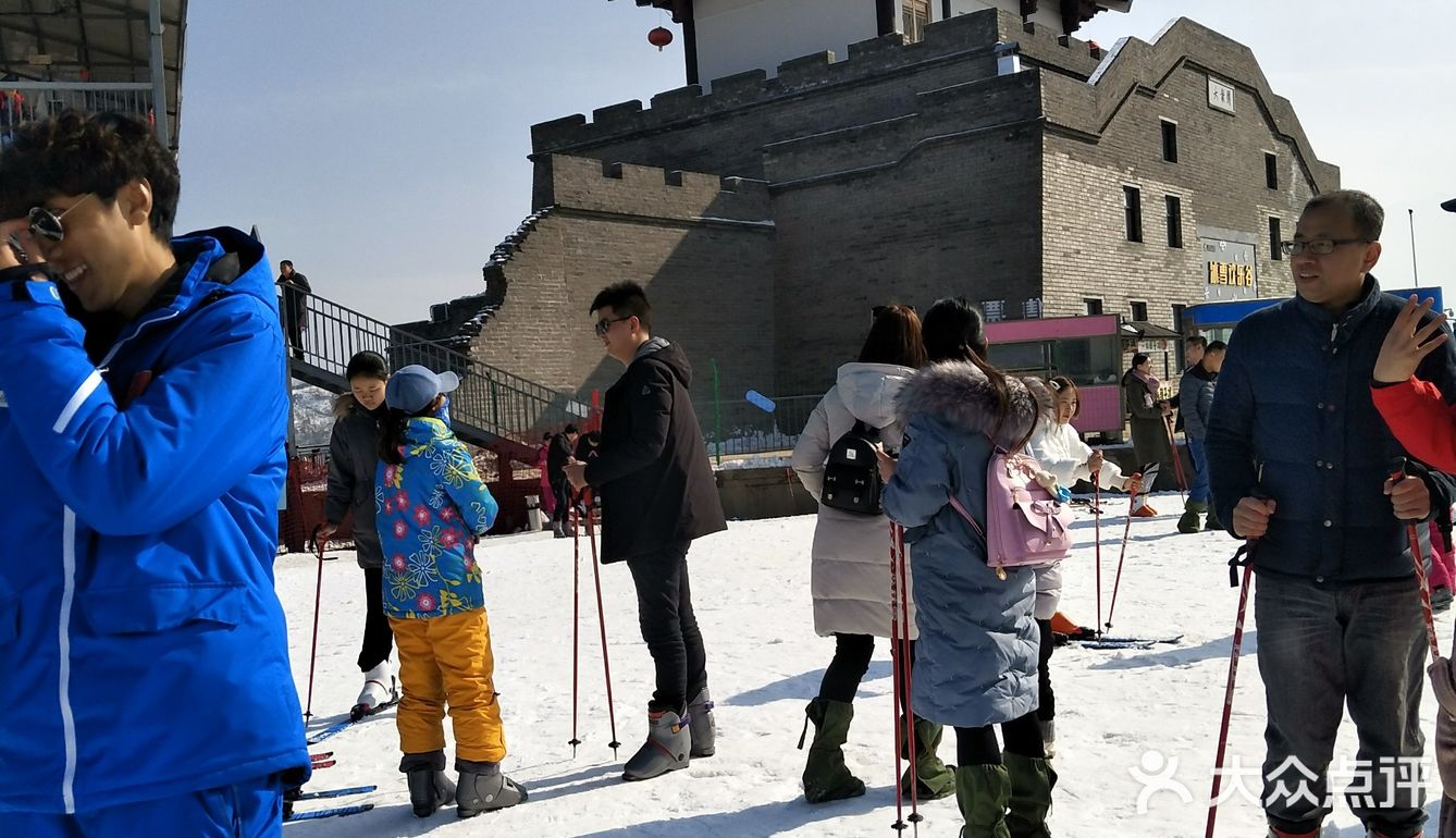 为了不请200块教练而自学的一次浪漫滑雪