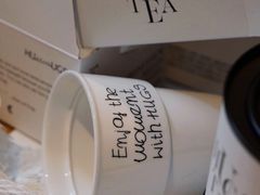 -HUGS coffee(东区店)