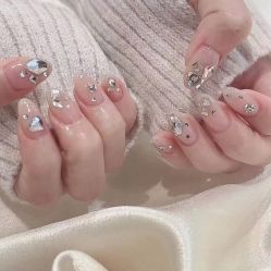-悦指间美甲美睫