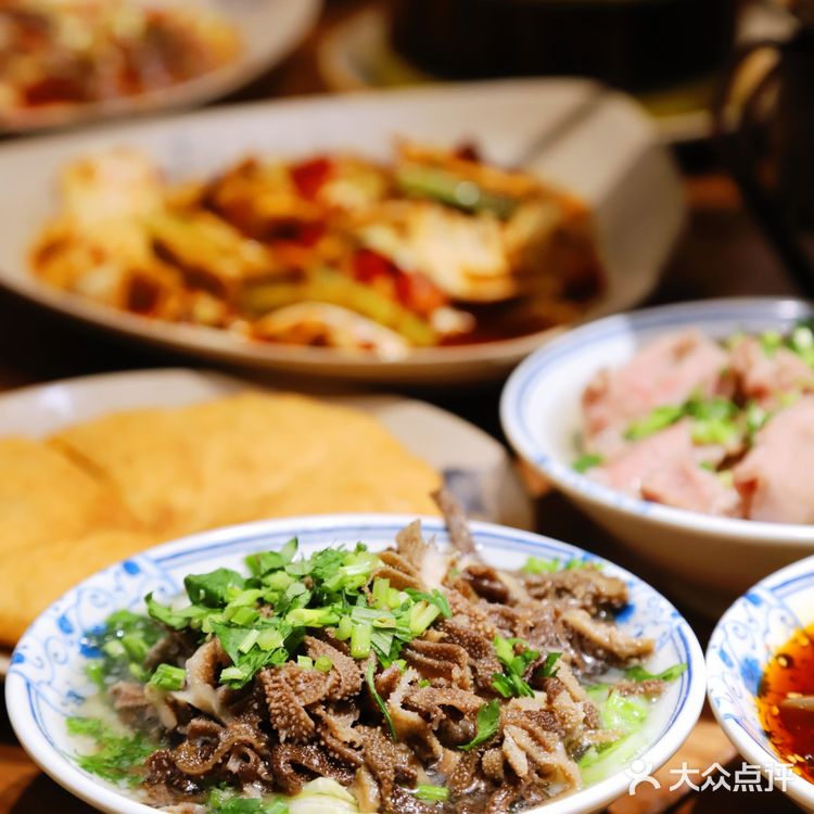 打卡魔都正宗乐山美食排队王!