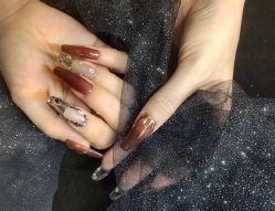 -慕拉美甲美睫皮肤管理