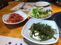 小菜-唯成•韩国炭火烤肉 유성고기