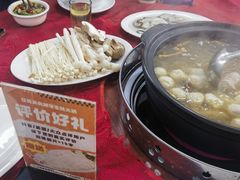 -花苑美食横琴生蚝火锅(拱北粤华路店)