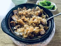 脆皮烧肉饭-煲煲香快餐(南京路店)