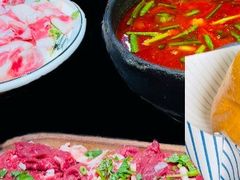 -贵厨酸汤牛肉(花果园国际中心店)