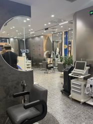 -A&L salon