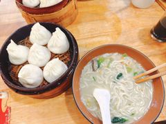 蟹粉汤包-常鲜德乐购迎桂馒头店(麻巷公寓店)