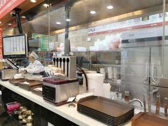 -南城香·饭香串香馄饨香(青年路店)