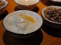 内蒙自酿酸奶-格日勒阿妈蒙古厨房(大召店)