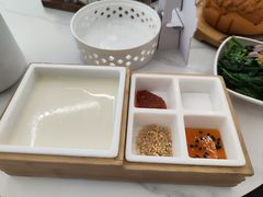 -广府汤语·靓汤·早茶·小粤菜(仁恒梦店)