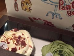 红丝绒+抹茶-Pantry's Best派悦坊蛋糕(K11购物艺术中心店)
