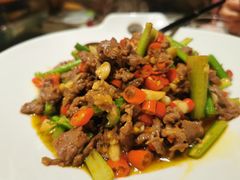 小炒黄牛肉-佬麻雀·新湘菜(珠海金发购物中心店)