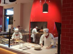 -城市大道红炉披萨烘焙坊