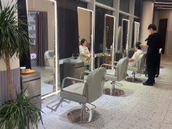 -PE SALON 