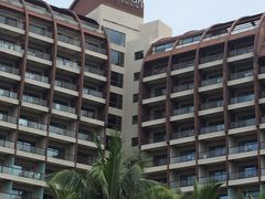 -三亚湾海居铂尔曼度假酒店