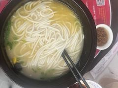 -妈妈故事米线(市府恒隆店)