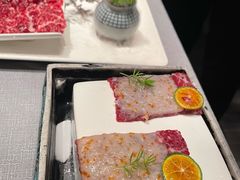 -左庭右院鲜牛肉火锅黑金店(陆家嘴中心店)