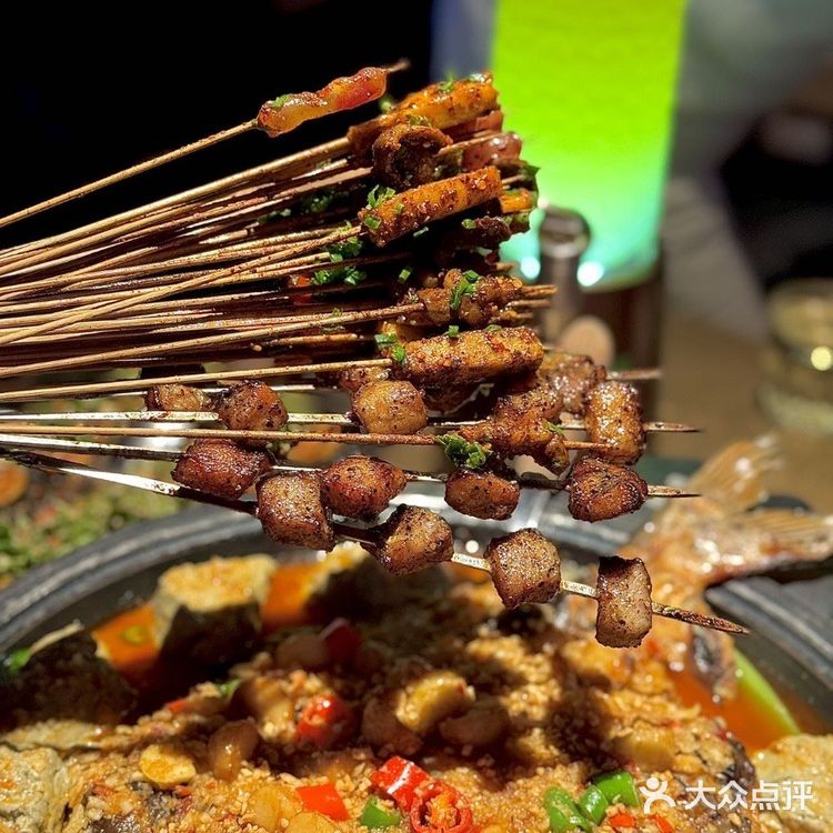 📍坐标北京合生汇！这家烤鱼超过瘾！