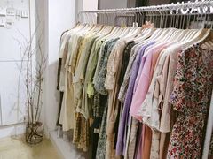 -宝库女装店(绿地缤纷广场店)