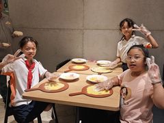 -必胜客(WOW宝龙城市广场店)