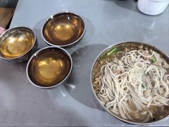 -正宗杨记普洱酸醋米线(总店)