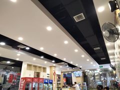 大堂-江城燕子大排档(江汉路步行街店)