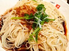 -东方既白(黄兴路大润发店)