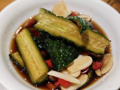 -诚铭记·虾仁汤包·成都小吃(融创店)