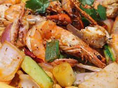 -休记光头香辣蟹干锅(绵竹店)