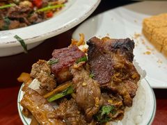 -湖南人家湘菜馆(镇江路店)