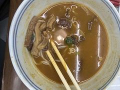 -邱芳粉店(迎宾大道旗舰店)