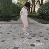 跳绳可以让小朋友变得更开朗。