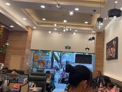 -佰搭果·广式茶餐厅(西华路店)