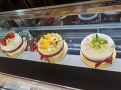 树莓花环-花花卷卷·鲜食蛋糕(静安久光百货店)