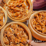 甜品不限量的卤菜火锅👀跑断腿也要吃