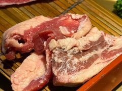 -铭牛烧肉·和牛海鲜自助(高新月牙湖店)