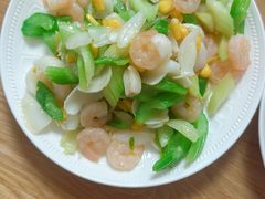 -乐禧母婴全自营月嫂(宝山店)