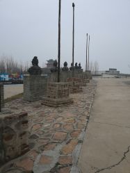 -窦王岭景区游乐场