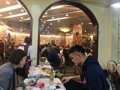 等位区-丁丁龙虾(总店)