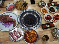 -牛信亭韩国料理·炭火烤肉(紫藤路店)