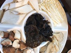 菌菇拼盘-槐店王婆大虾(开发区店)