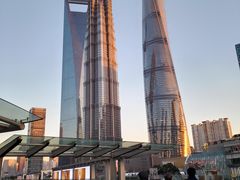 -陆家嘴空中步行连廊