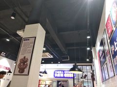 -SKECHERS 斯凯奇(上海国际时尚中心店)