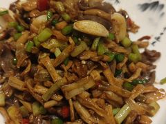-巴土人家恩施菜馆(古德寺店)