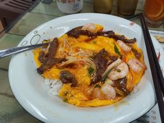 经典牛肉滑蛋饭-兴华里茶记(禅城同济首店)