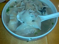 三鲜馄饨-王興記(中山路店)