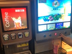 -第三空间·趣味桌游·轰趴.室内CS.剧本杀(大武汉1911店)