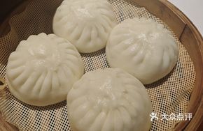 Handmade Beef Buns in Sauce